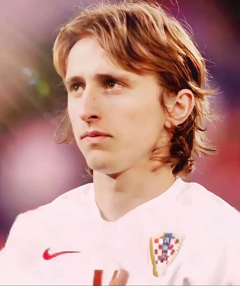 永不言弃，李可赛后社媒：我们将团结一心，战至终章