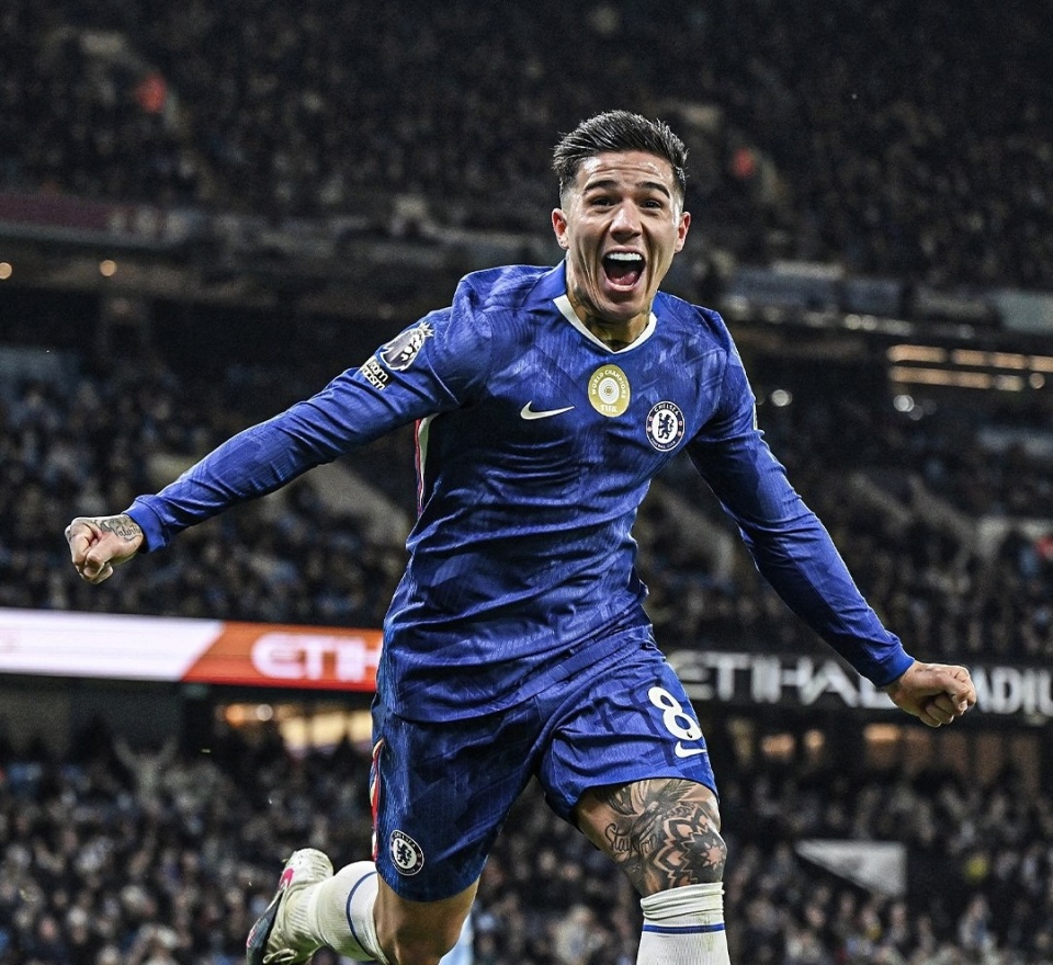 88天复出遭重创！排名跌至24，郑钦文肘伤藏隐患，奥运卫冕梦要碎