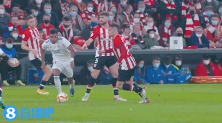 记者：德罗西取消去阿根廷看博卡vs河床的行程，或接手热那亚