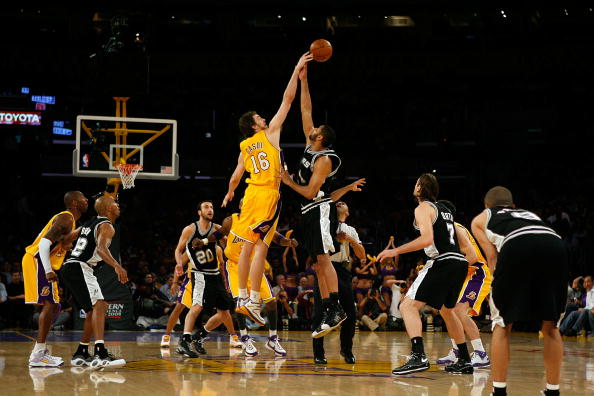 NBA常规赛焦点球队表现总结