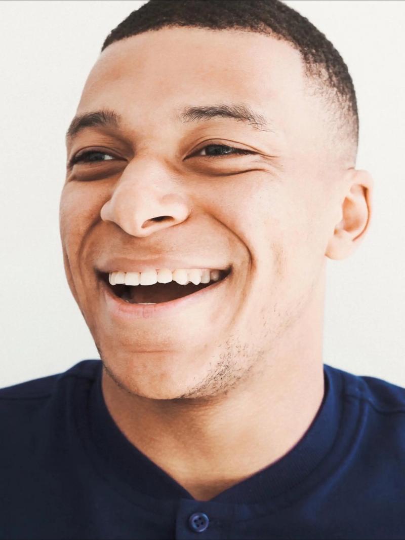 成都上次取胜还是10月17日赢梅州，自那之后6场比赛4平2负